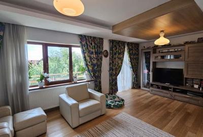 REV2005225 Duplex in centrul Brasovului - 2