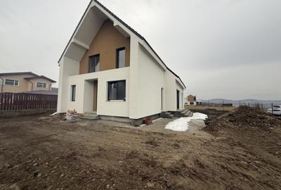 Casa individuală, semifinisata, 160 mp utili , 500 mp teren, zona Motel Gilău - 1