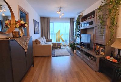 Apartament cu 3 camere semidecomandat, mobilat în Pipera