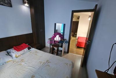 Apartament cu 2 camere semidecomandat, mobilat în Pantelimon