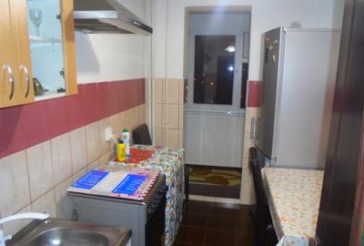 Vand sau inchiriez apartament 2 camere dec.  Deva, Balcescu, etaj 3, mobilat - 4