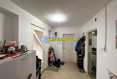 Casa cu 3 camere  in Cetate la asfalt cu 1176 mp Teren - 13
