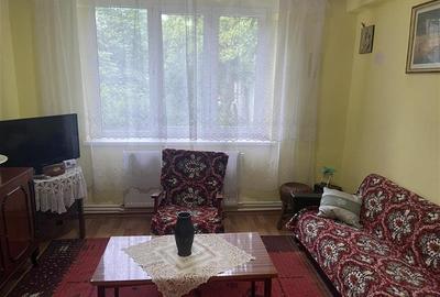 Apartament 2 camere , zona cartier Gara , etaj 1/4 , curat , liber , centrala te - 2