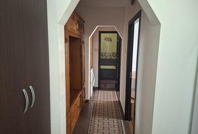 De inchiriat apartament cu 3 camere in Tudor - 2