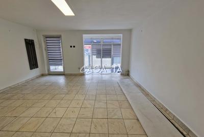 Spațiu comercial, de 32 mp, în 9 Mai