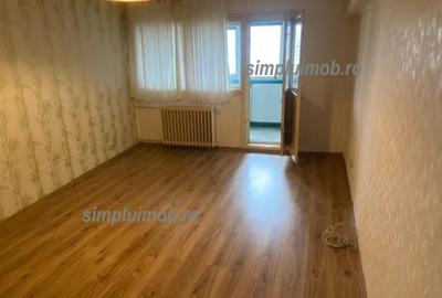 Apartament cu 3 camere decomandat, mobilat în Doamna Ghica