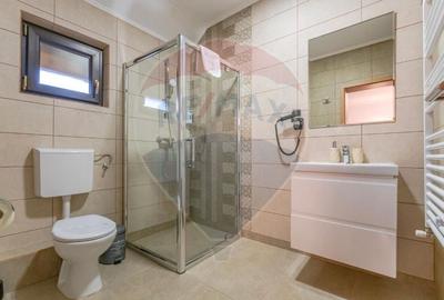 Proprietate turistică cu 14 camere, poziționare excepțională – Râșnov - 9