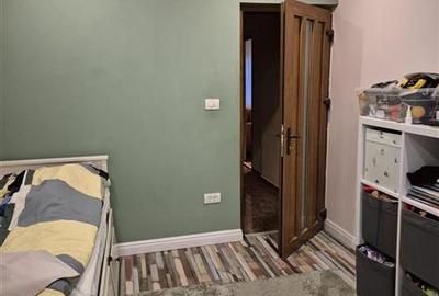 Decomandat cu 2 băi la etajul 3 - 4