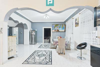 Casă individuală cu 5 camere în Central
