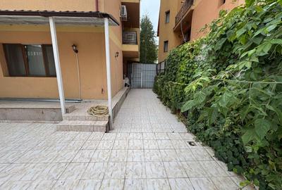 Apartament cu 3 camere si terasa, parter, bloc P+3 - Colentina/Parc Plumbuita - 1
