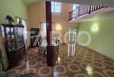 Casa individuala de vanzare cu 4 camere si curte libera 725mp in Daia - 2