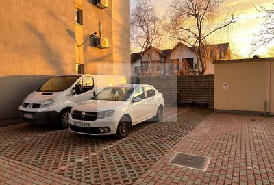 Bucurestii Noi-Chitilei-Mall Coloseum-Terasa-Parcare-Comision 0 - 9