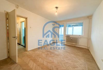 Tomis Nord - 2 Camere decomandat cu balcon pregatit de renovare - 1