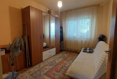 Vand ap 4 camere la pret de 3 camere -zona Micalaca-Miorita - 15