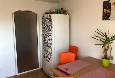 Apartament 3 camere, zona Centrala , etaj 4, renovat si mobilat - 7