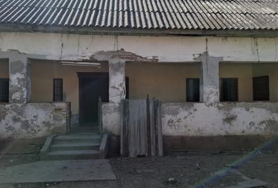Casa pentru renovare  in Nadlac cu teren 1472mp - 5
