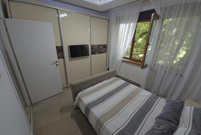 Centru apartament 3 camere decomandat la 200 m de plaja Modern - 4