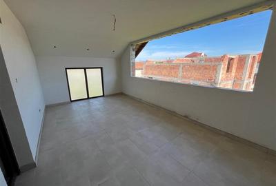 Caransebes, Casa 7 Camere + Teren 600 Mp., Zona Pipirig - 12