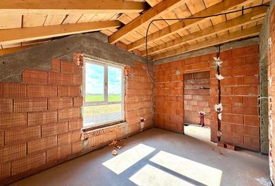 Super pret - Duplex cu 4 camere - teren generos  |Sǎcǎlaz| - 9