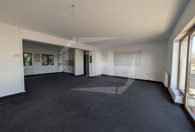 Apartament cu 4 camere, 3 terase, intermediar, parcare inclusa, Andrei Muresanu - 2