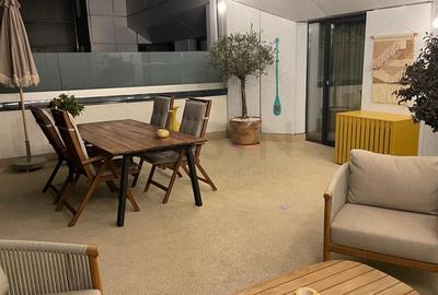 Apartament cu 2 camere semidecomandat, mobilat în Barbu Văcărescu