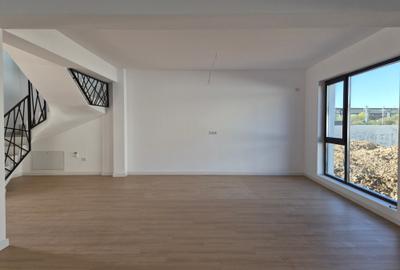 Vila Individuala 5 camere, dormitor parter LA CHEIE! - 16