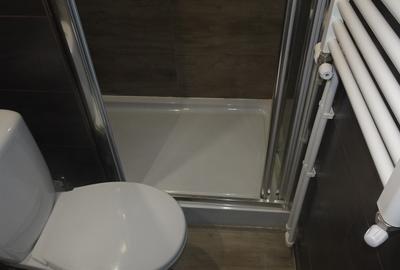Inchiriez, garsoniera in Deva, zona Dacia, etaj 1, situata pe mijloc, amenajata - 9