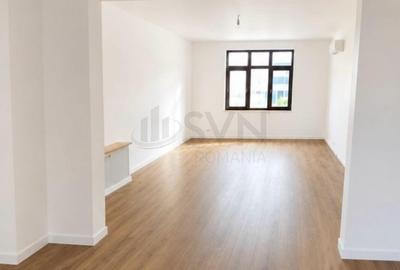Apartament cu 5 camere decomandat în Barbu Văcărescu