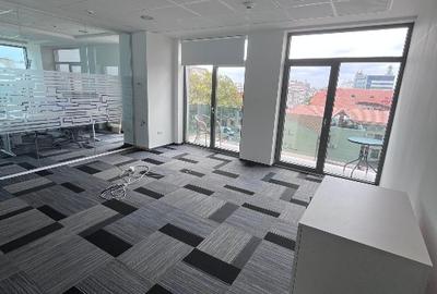 Birou de inchiriat 27mp + 80mp dependinte - 1