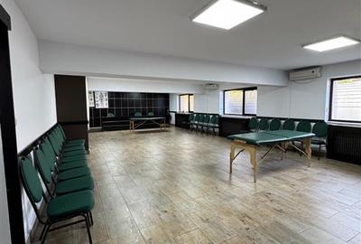 Spațiu comercial, de 300 mp, în Valea Adâncă