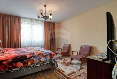 Casă / Vilă cu 6 camere de vânzare în zona Bartolomeu - 9