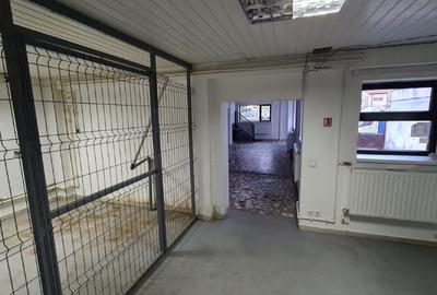 Inchiriez casa - spatiu comercial/ birouri - 3