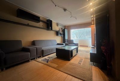 Apartament cu 3 camere decomandat în Frumoasa