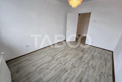 Apartament decomandat de vanzare cu 3 camere balcon zona Mihai Viteazu - 10
