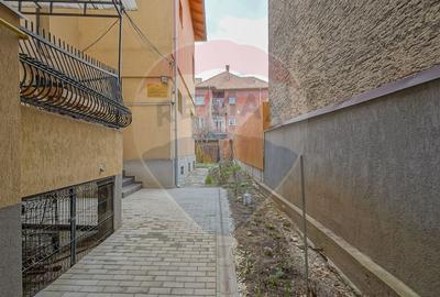 COMISION 0% - Spatiu Comercial de închiriat - Bulevardul 15 Noiembrie - 26