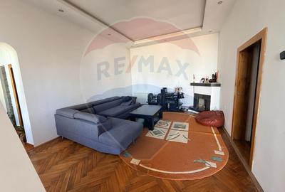 Casa premium, central, stil boieresc renovata modern, parcare in curte - 8
