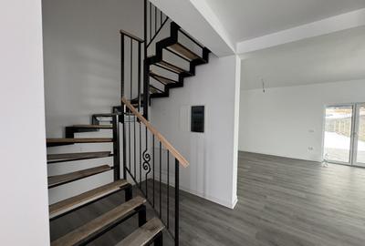 1/2 Duplex Utvin,4 Camere,2 Bai,Toate Utilitatile - 6