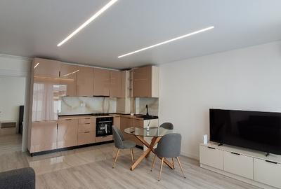 Studio premium cu terasă spectaculoasă | Apărătorii Patriei  – lângă metrou - 1