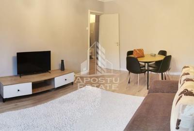 Apartament cu 3 camere decomandat, mobilat în Aradului