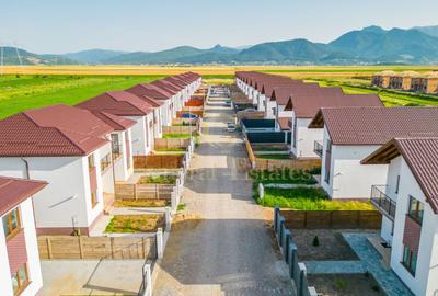 Casă tip duplex de vânzare la Pret de apartament - 1