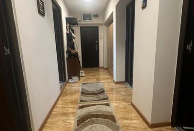 Zona Bariera! Apartament 3 camere decomandat. - 2