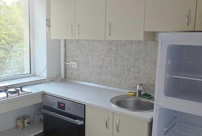 Închiriere Garsonieră 32 mp, renovată integral 2023, etaj 2, balcon, Sector 3 - 4