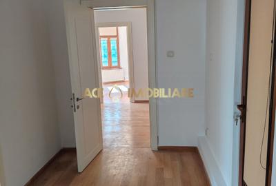 6 Camere de inchiriat | Victoriei | Metrou | Centrala | 150 mp - 6