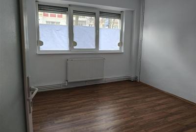 Ap. 2 cam Vidin, conf 1, decomandat, renovat, Liber - 2