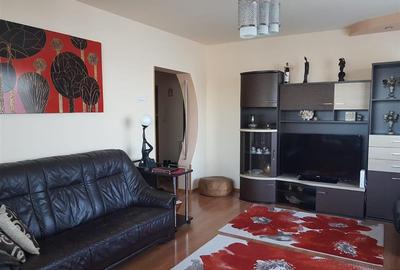 Central / Punctele Cardinale / Decomandat cu 3 Camere / 80 MP - 5