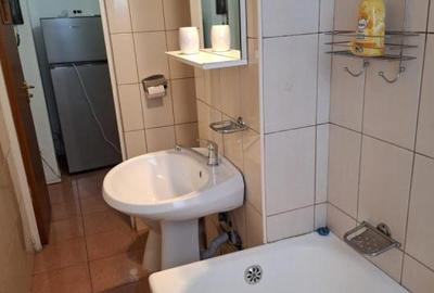 Dristor- metrou - 1 min- bloc mixt - 8