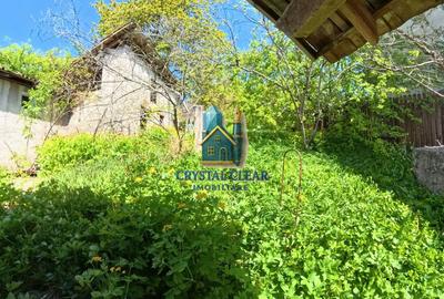 Casă 2 camere + teren 1700 mp - zona Platoul Cornești, str. Trebely - 21