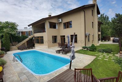 Casă individuală cu 8 camere în Pipera
