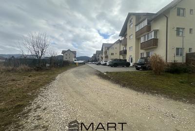 Teren Intravilan 1000 mp Rasnov - 3