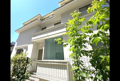 Casă cu 10 camere în Dorobanți